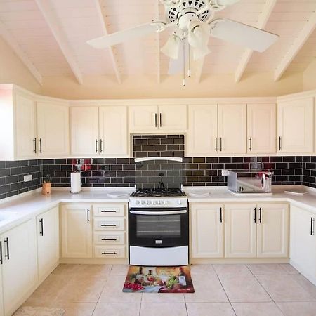 Beachy Cottage I Kitchen I Wi-Fi I Shaded Cabana I Parking Saint Philip Εξωτερικό φωτογραφία