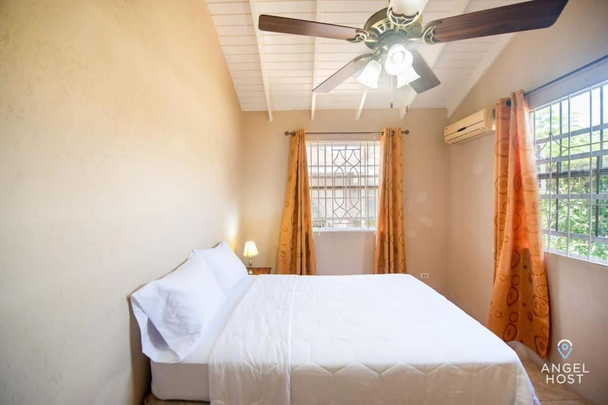 Beachy Cottage I Kitchen I Wi-Fi I Shaded Cabana I Parking Saint Philip Εξωτερικό φωτογραφία